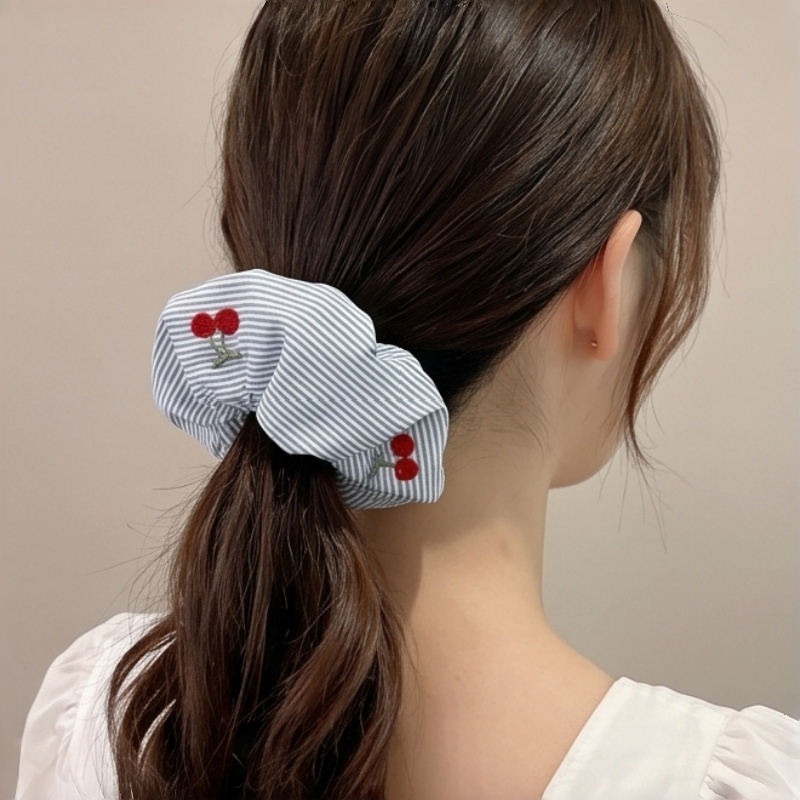 Elegante Coletero con Bordado  - Embroidery Hoop reseña y precio