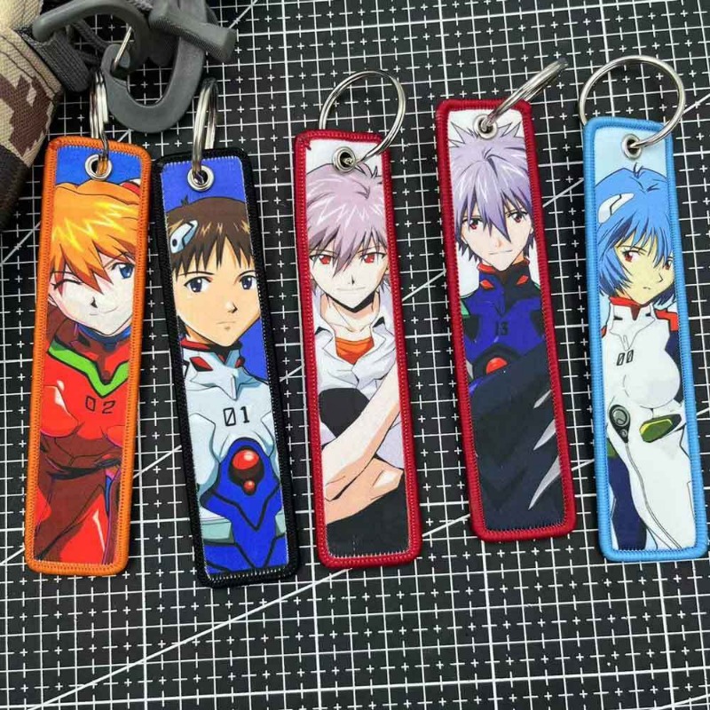 Llavero Evangelion, etiqueta p - Embroidery Hoop reseña y precio
