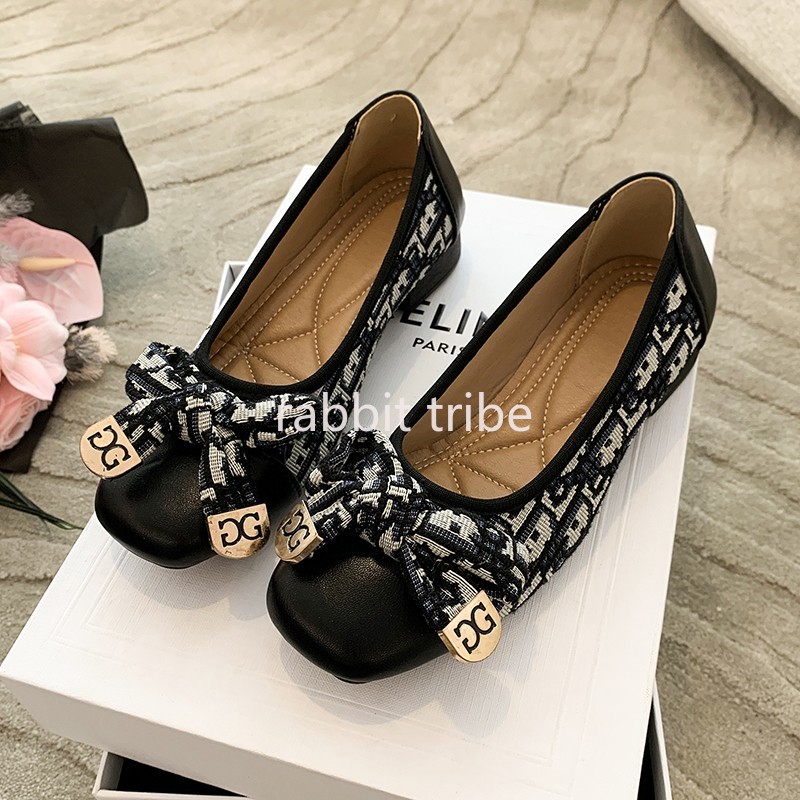 Zapatos individuales franceses - Embroidery Print reseña y precio