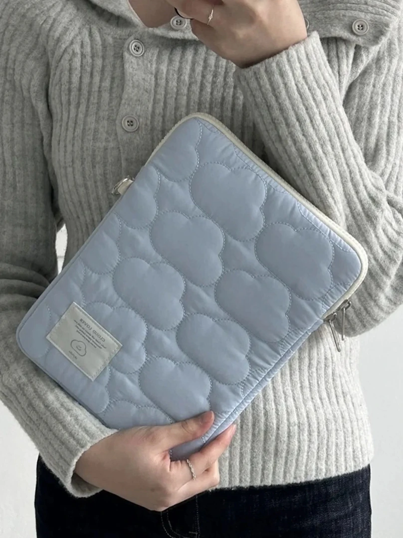 Nueva nube funda para portátil - Embroidery Journal Book reseña y precio