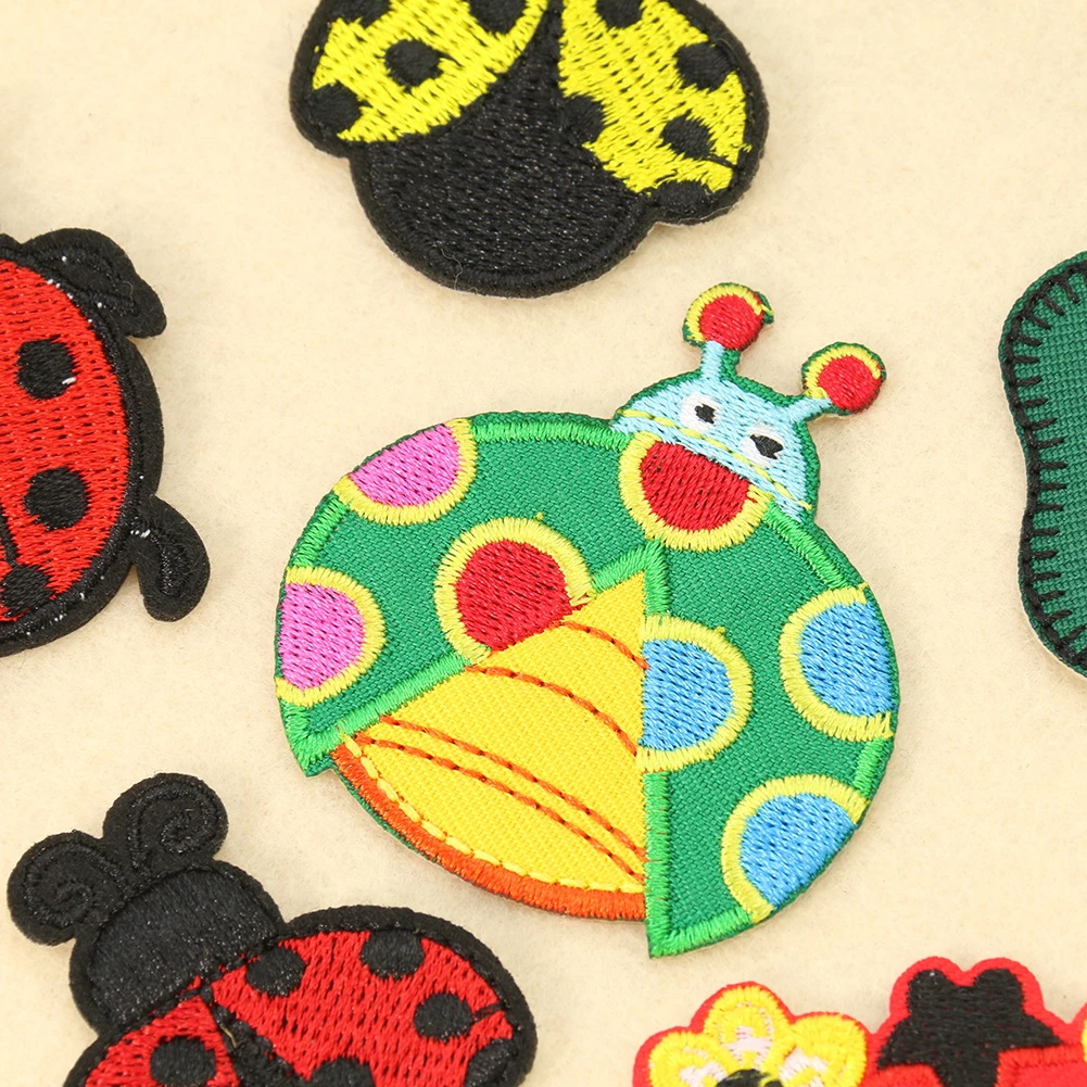 Calcomanías de ropa bordadas d - Embroidery Lady Bug reseña y precio